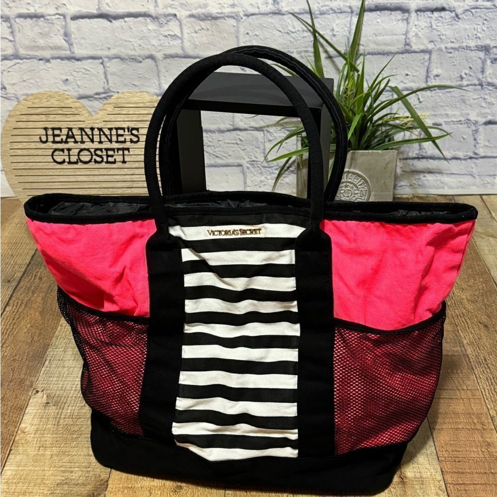 Victoria's Secret Island Getaway Beach Weekender Stripe CanvasβTote Bag